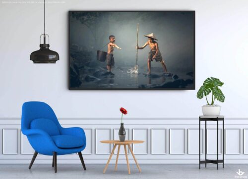 BRO4128 Tranh Hai Đứa Trẻ Bắt Cá Ven Suối